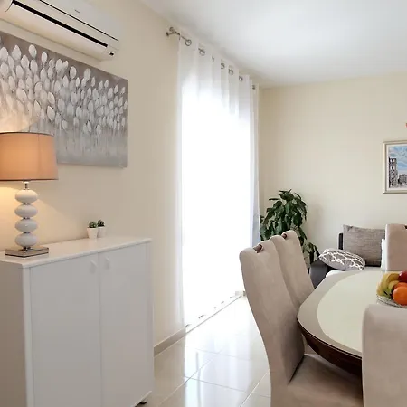 Apartment Carmen Trogir Exterior photo
